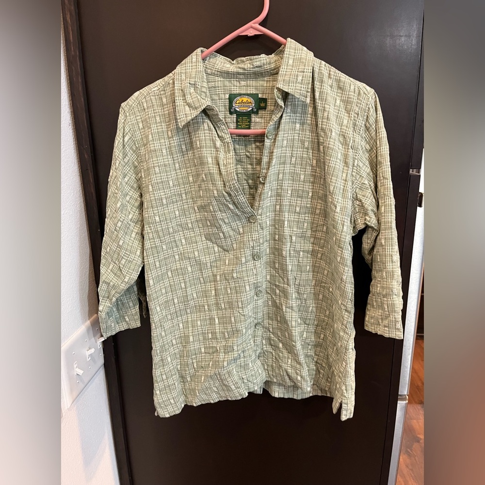 Women's button down shirt cabelas brand size large